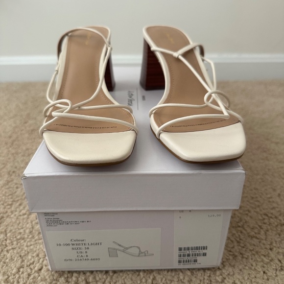 & Other Stories White Strappy Sandals, size 8 NWT - Picture 2 of 4